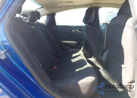 2016 Chrysler 200 Limited из США, поврежденный, VIN 1C3CCCAB9GN171580